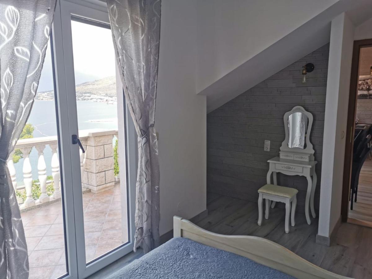 Apartments Marina 特罗吉尔 外观 照片