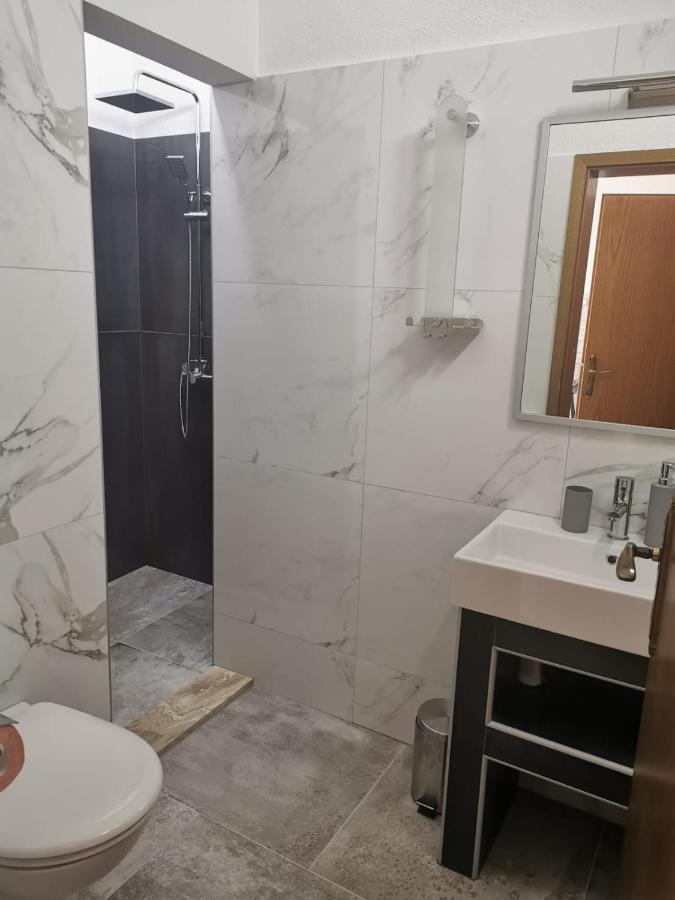 Apartments Marina 特罗吉尔 外观 照片